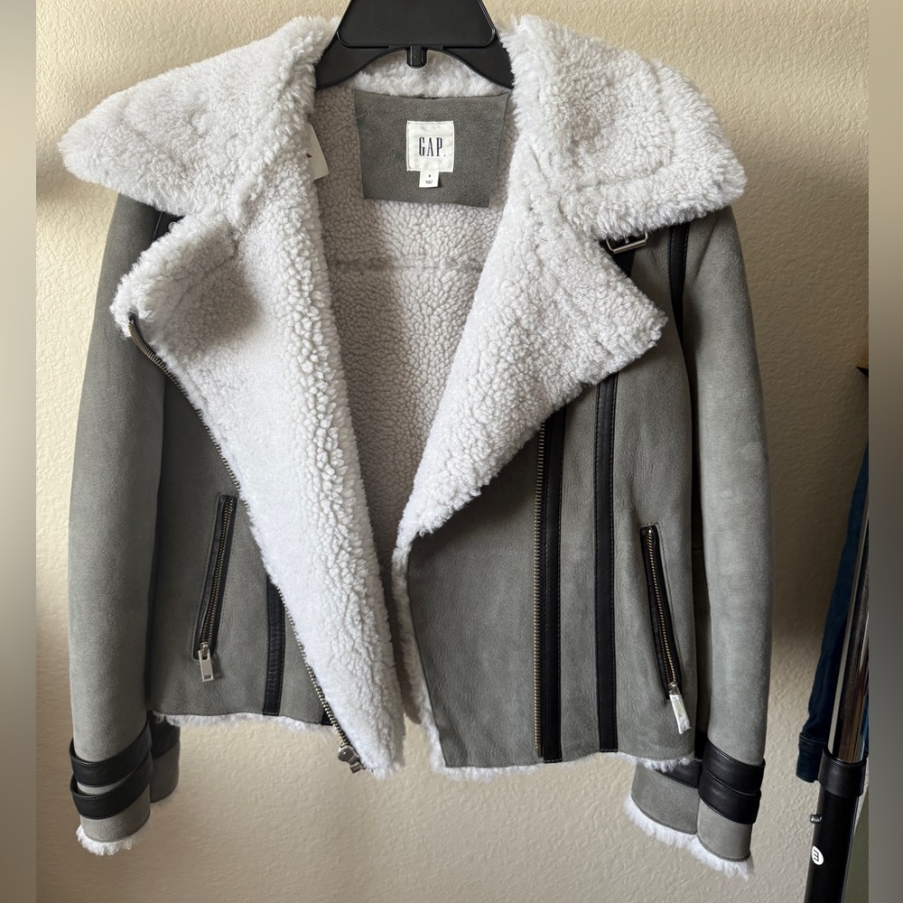 GAP Women's Gray Sherpa Jacket